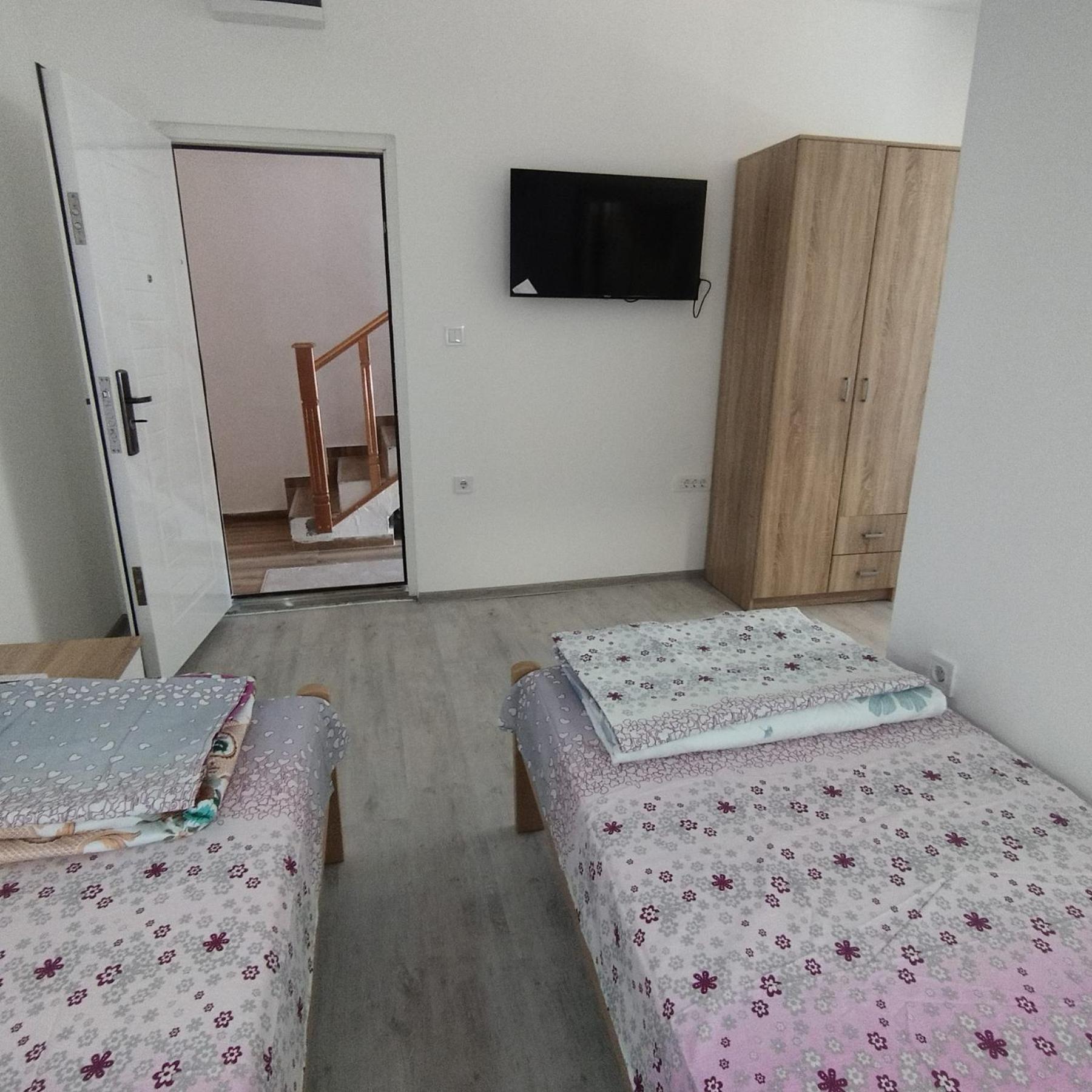 Apartmani 15 Cetinje Exterior foto